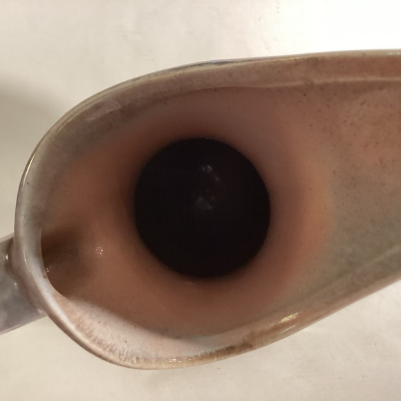 Gonder pottery pitcher, great lines and color - Picture 6 of 7